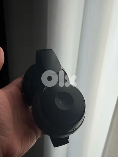 Beats Solo Pro