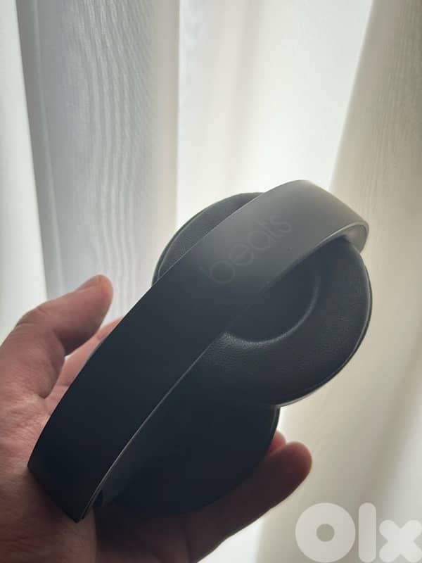 Beats Solo Pro 4