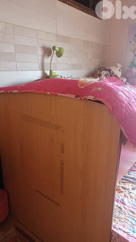 2 beds 6