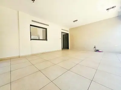 RA26-4726 Stylish Apartment 150 sqm for Rent in Hamra