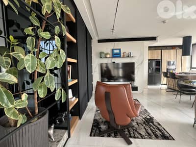 L20340 - Luxurious 3-Bedroom Apartment For Sale in Achrafieh, Sioufi