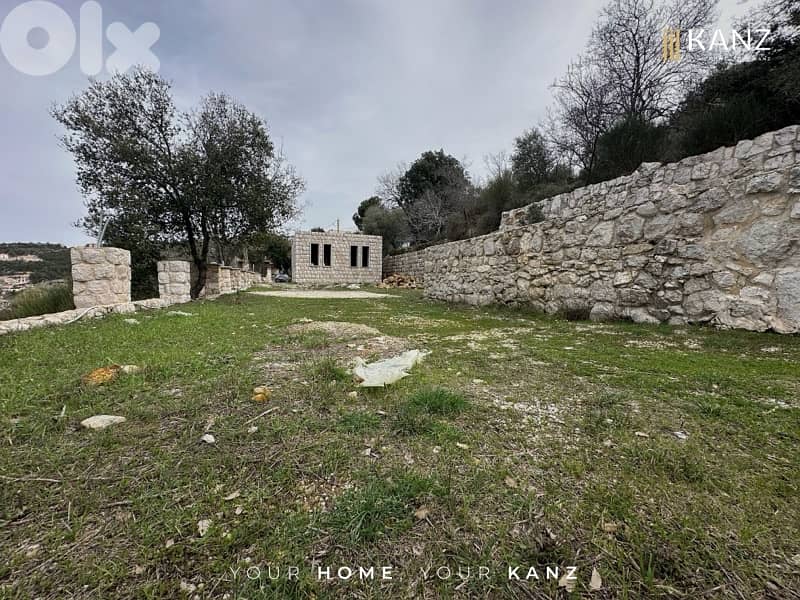 Land With Old House And Swimming Pool For Sale In Lehfed - Jbeil 2