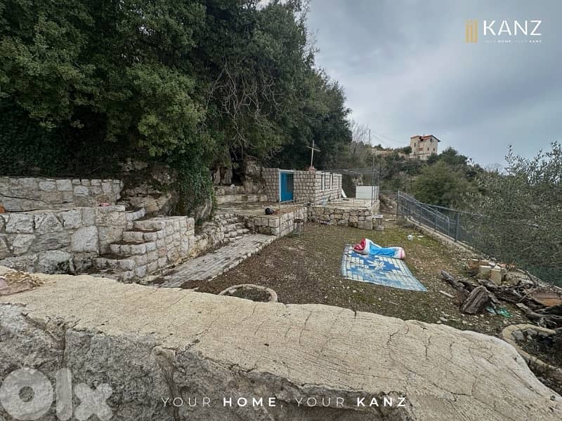 Land With Old House And Swimming Pool For Sale In Lehfed - Jbeil 7
