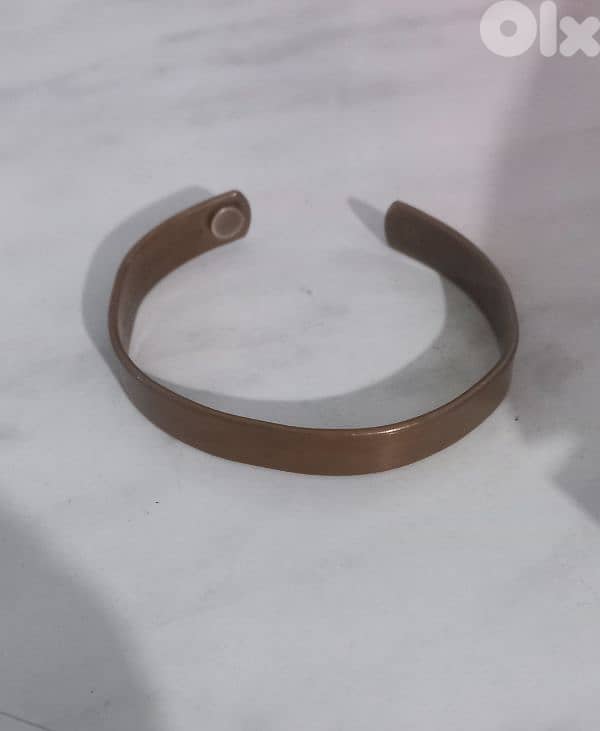 أسوار نحاس 0