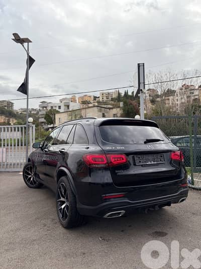 Mercedes-Benz GLC 300 2021 clean car fax