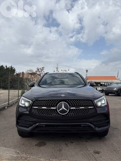 Mercedes-Benz GLC 300 2021 clean car fax