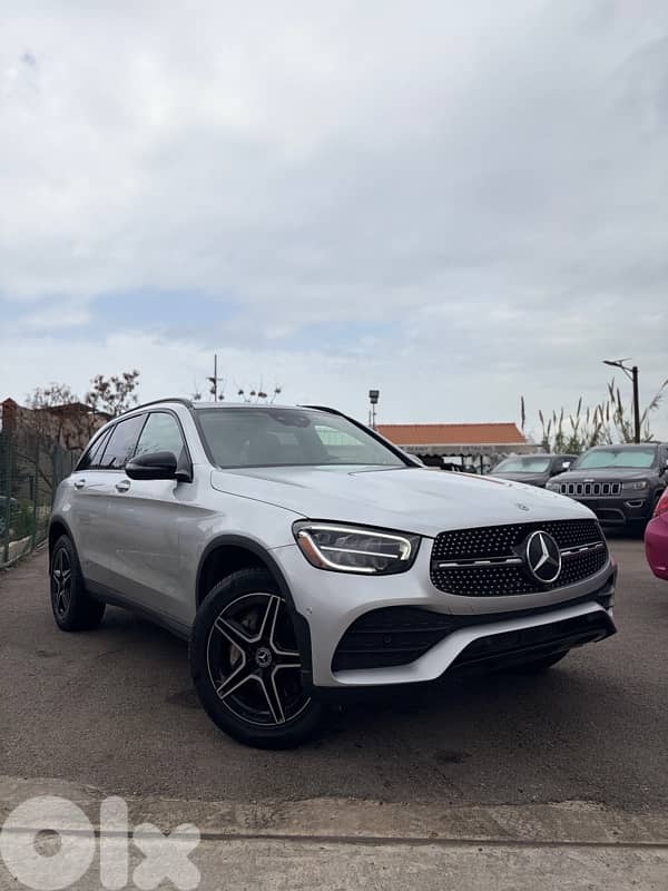 Mercedes-Benz GLC 300 2020  clean car fax 0