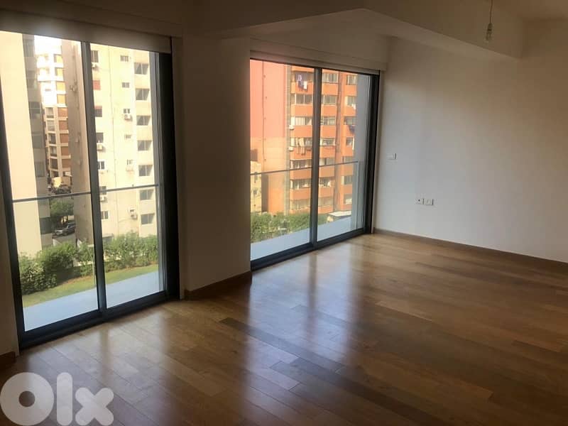 Exclusive ! Modern Apartment for Sale in Titanium Ain El Tineh 0