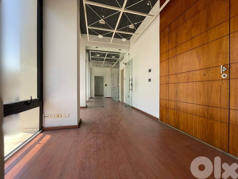 JH26-4728 Office 200m2 for rent in Downtown Beirut, $ 3,400 cash 0