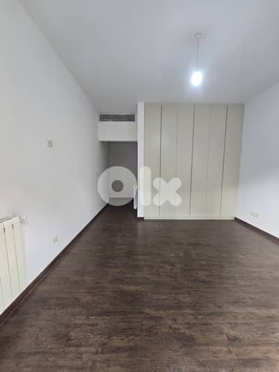 Apartment for Sale in Rabieh with Gardenشقة للبيع في رابيه مع حديقة