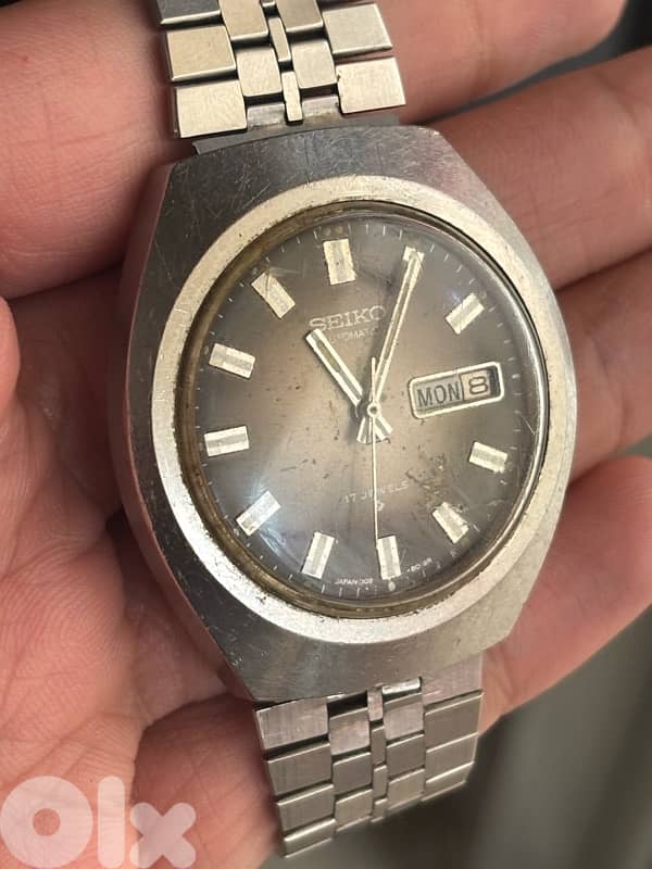 Vintage 1975 Seiko 6109-8029 Automatic — Rare Arabic/English Day 0