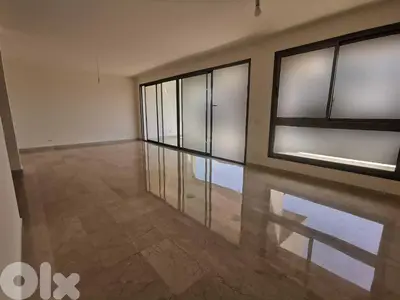 SPACIOUS APARTMENT IN RAS EL NABEH PRIME (220SQ) 3 BEDROOMS , (BT-127)