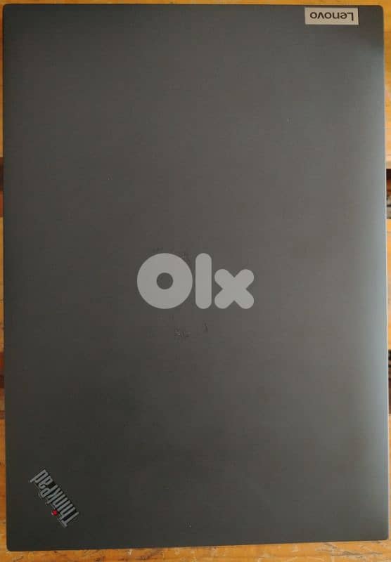 Lenovo ThinkPad T16 Gen 1 Magnesium + Samsung 24 inch monitor 9
