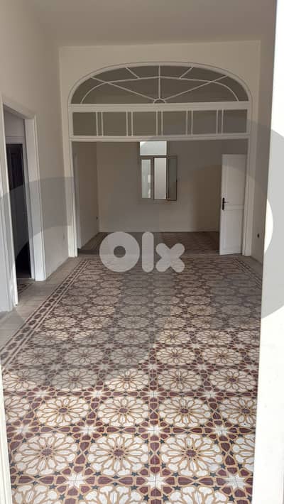 OFFICE/Close to saifi ,mar mkhayel/الصيفي والجميزة ! REF#NA132501 !