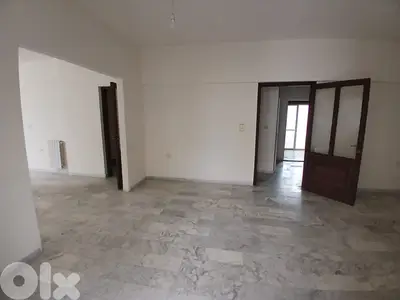 ZE26-4736 Apartment 175 SQM for Sale – Mazraa, Beirut | Prime Location