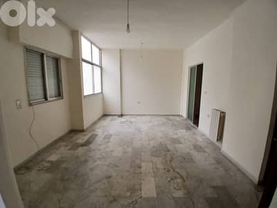 ZE26-4736 Apartment 175 SQM for Sale – Mazraa, Beirut | Prime Location