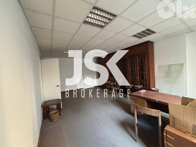 L20376 - 32 SQM Office For Sale in Badaro 0
