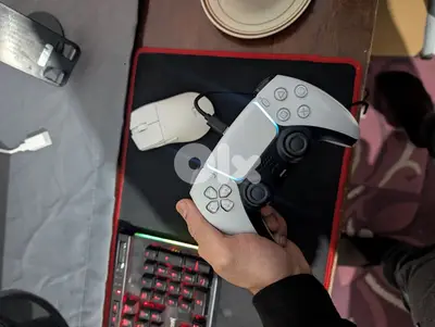 PS5 controller