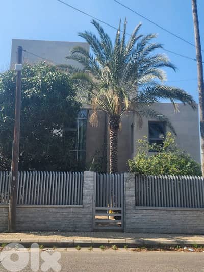 villa For sale in halat فيلا للبيع في حالات