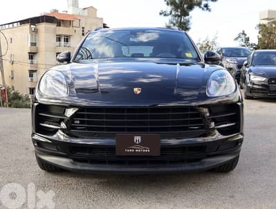 Porsche Macan 2020 Black on Black 65,000 Miles