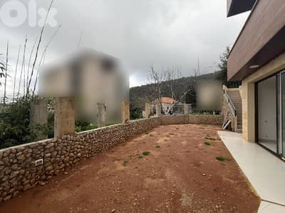 Apartment for sale in Jouret Al Ballout شقة للبيع ب جورة البلوط Apartment for sale in Jouret Al Ballout شقة للبيع ب جورة البلوط