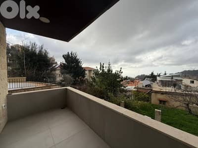 Apartment for sale in Jouret El Ballout شقة للبيع ب جورة البلوط