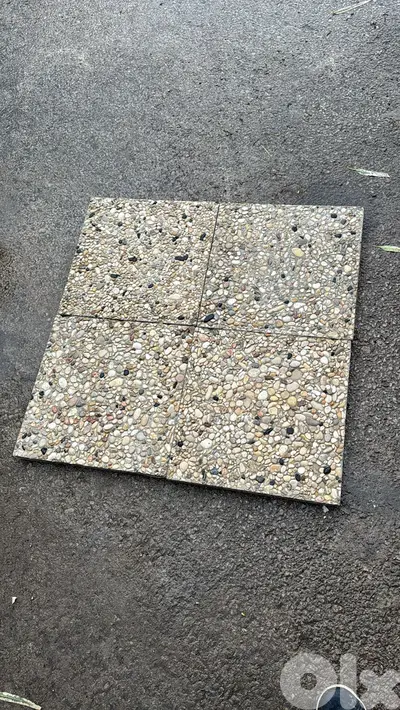 Beach Pebble Tiles - بلاط بحص بحر