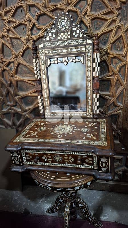 Heirloom Masterpiece: Damascene Mother of Pearl Vanity 2