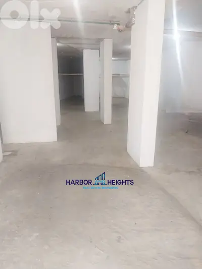 Warehouse for Rent in Haret Sakher مستودع للإيجار في حارة صخر
