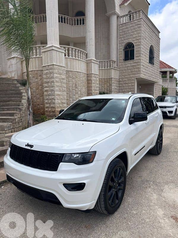 Jeep Grand Cherokee Altitude 2017 – Super Clean – 4x4 – 88k Miles 0