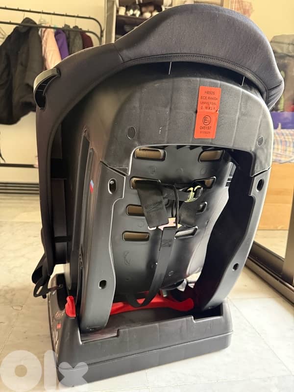 Car seat 0