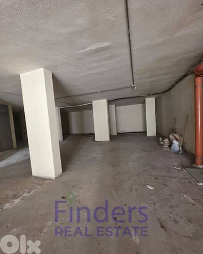 Warehouse for rent in Mazraat Yachouh!  !مستودع للإيجار في مزرعة يشوع