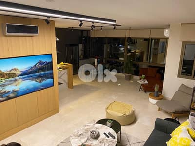 L00570 - Nice 3 Bedrooms Apartment For Sale In Achrafieh, Geitawi