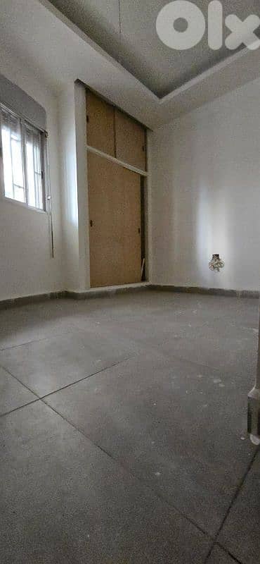 Apartment with terrace for sale in Ballouneh