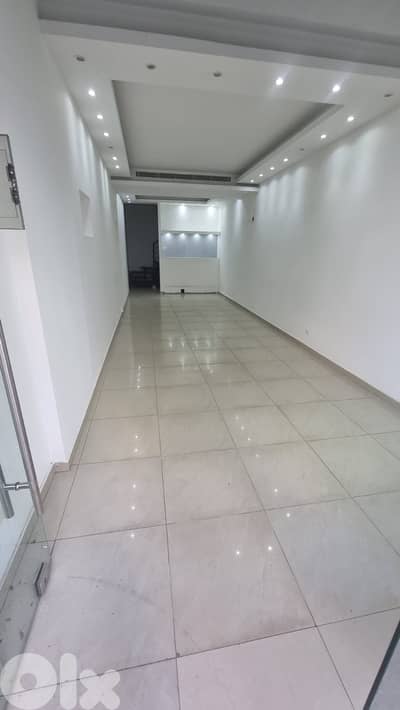 GMC455RAJ Shop for rent in Zalka - محل للإيجار في الزلقا