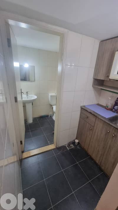 GMC455RAJ Shop for rent in Zalka - محل للإيجار في الزلقا