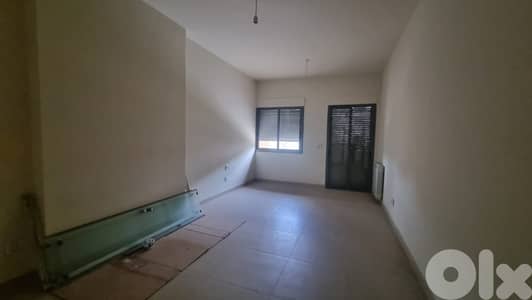 GMC226MAN Apartment for sale in Dik El Mahdi - شقة للبيع في ديك المحدي