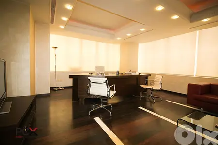 Office for Rent in Verdun | Wide | Luminous | Prime Location