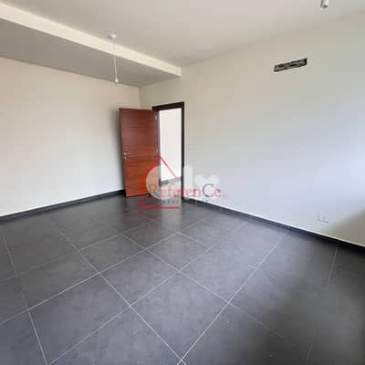 Very prime location office in Jbeil مكتب موقع متميز في جبيل