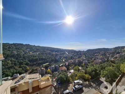 L16533 - Renovated Unfurnished Cozy Apartment For Sale in Achkout