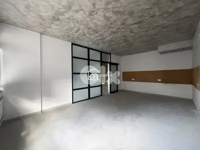 Office for Rent in the Heart of Jal El Dib