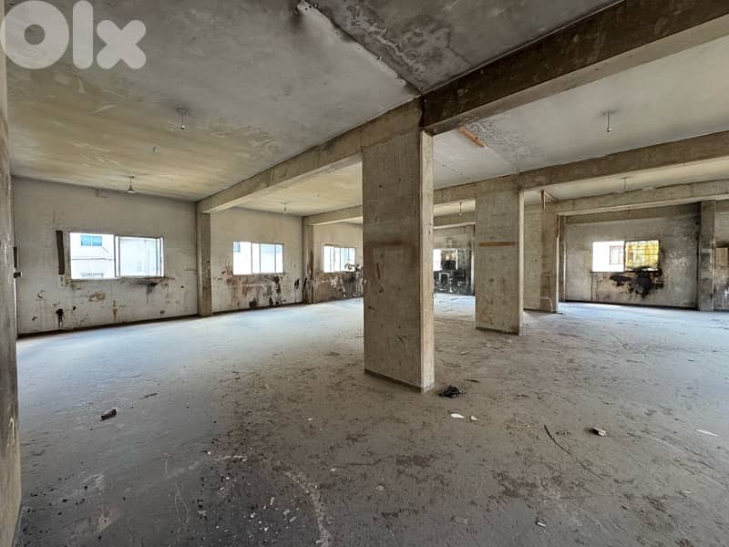 Industrial warehouse for sale in Baouchrieh 0