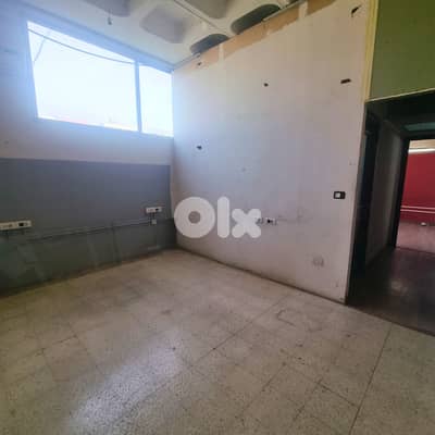 160 SQM Warehouse + Offices for RENT in Dekwaneh – Mar Roukoz!