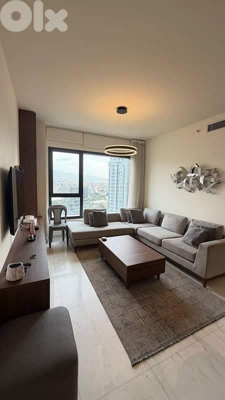 Unique Tower 2Bed Apartment For Rent - Gym/ Pool 0