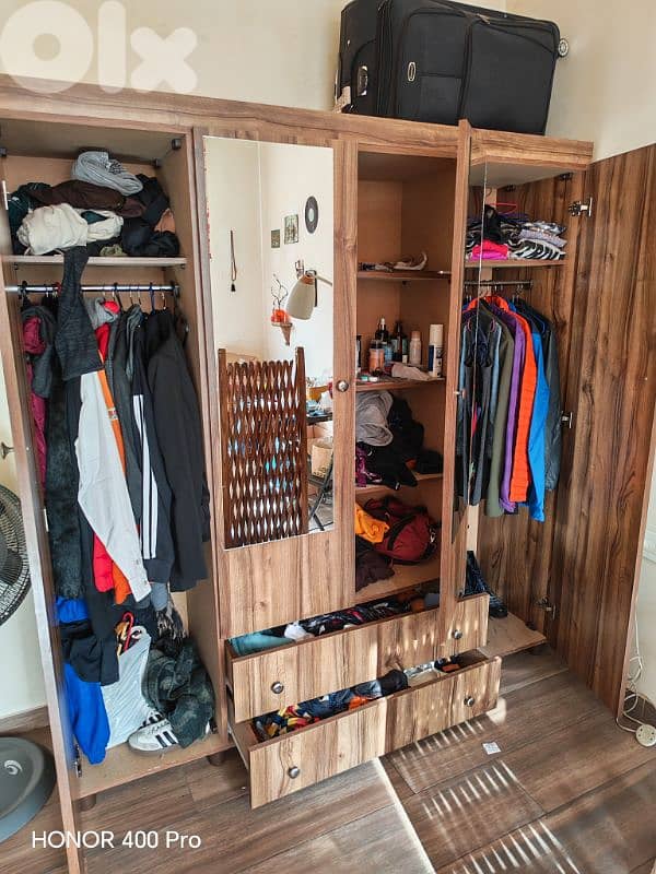 closet خزانة ٤درف 0