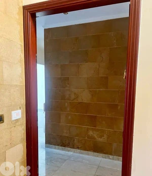 Office for rent in Hamra, Makdesy street 0