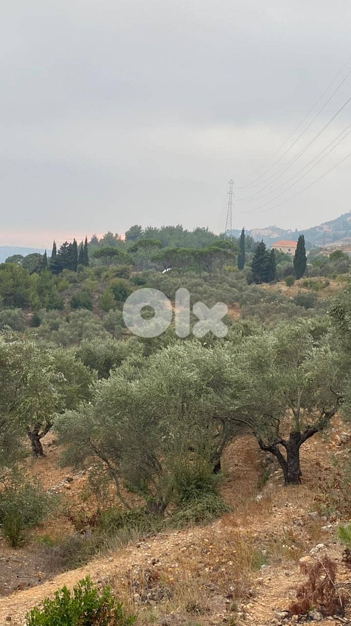 L15837 - 7,500 SQM Land With View For Sale in Deir Al Qamar 2