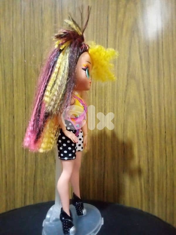 REMIX POP B. B LOL OMG +her own short overol+her own shoes great doll 4