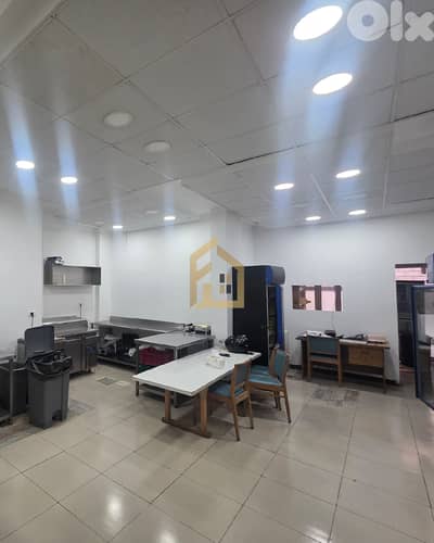 Shop for rent in Achrafieh EA282 محل تجاري في الأشرفية