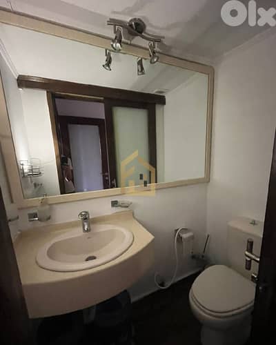 Apartment for sale in Mar Elias HN314 شقة للبيع في مار إلياس